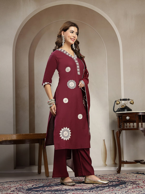 Cotton Calf Length Solid 3/4 Sleeve V-Neck Straight Kurta Suit Set