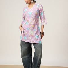Cotton Hip Length Printed 3/4 Sleeve V-Neck Straight Top