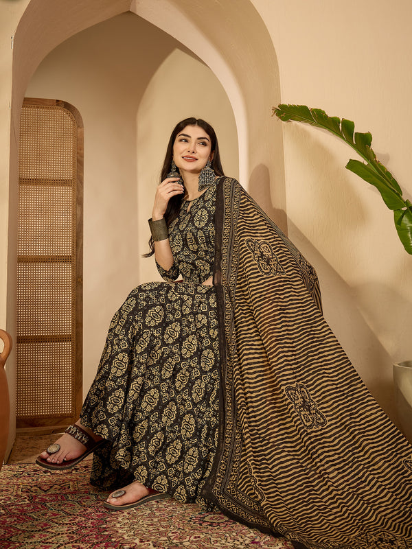 Gulmohar Jaipur Cotton Calf Length Printed 3/4 Sleeve Key Hole Neck Anarkali Kurta Suit Set