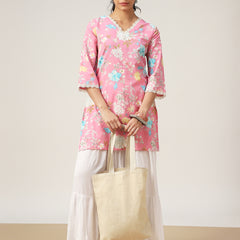 Cotton Hip Length Printed 3/4 Sleeve V-Neck Straight Top