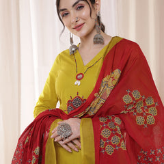 Rayon Calf Length Solid 3/4 Sleeves V-Neck Flared Kurta Suit Set