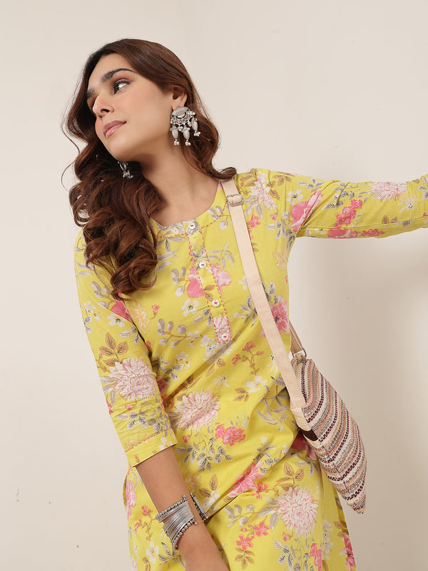 Cotton Calf Length Printed 3/4 Sleeve Round Neck Straight Kurta