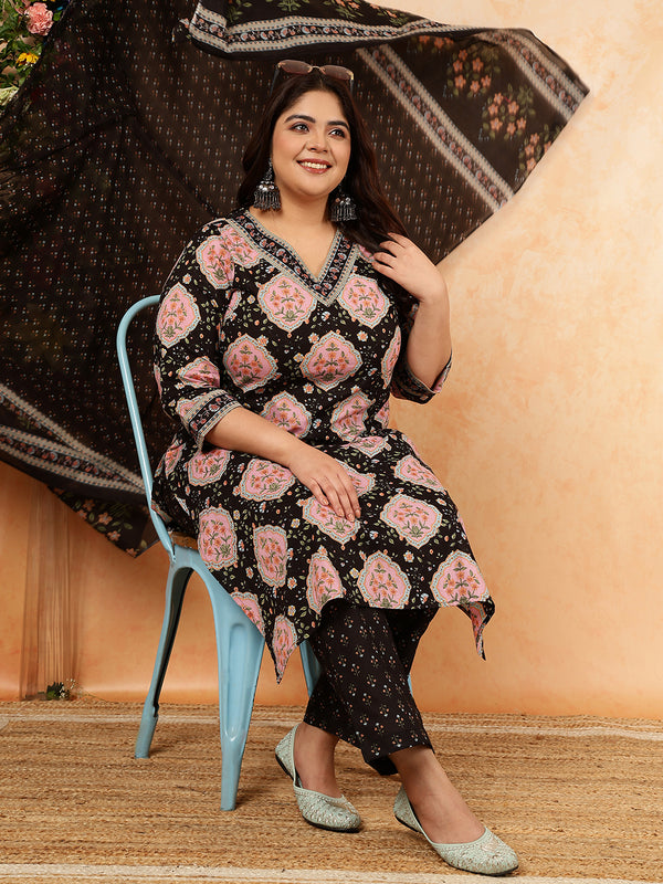 Cotton  Calf Length Printed Straight 3/4 Sleeves V-Neck Kurta Suit Set
