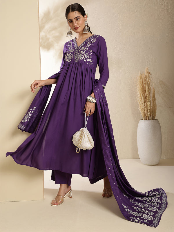 Coral Rayon Solid 3/4 Sleeves V-Neck Semi-Flared Kurta Suit Set