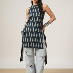 Cotton Mid Length Printed Sleeveless Round Neck Straight Kurta