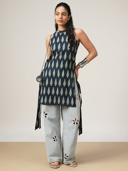 Cotton Mid Length Printed Sleeveless Round Neck Straight Kurta