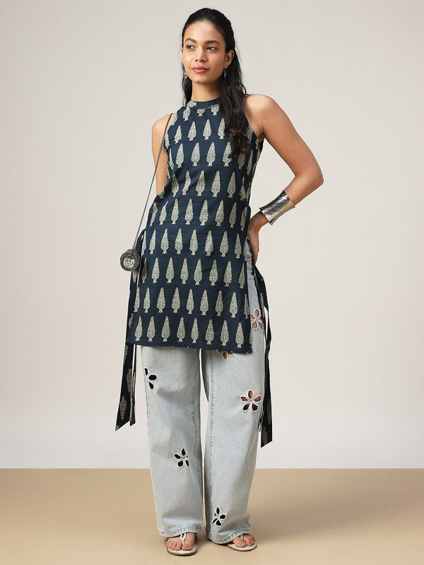 Cotton Mid Length Printed Sleeveless Round Neck Straight Kurta