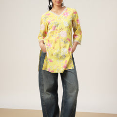 Cotton Hip Length Printed 3/4 Sleeve V-Neck Straight Top