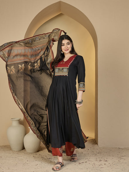 Gulmohar Jaipur Rayon Calf Length Solid 3/4 Sleeves V-Neck Flared Kurta Suit Set