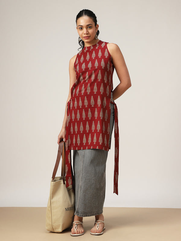 Cotton Mid Length Printed Sleeveless Round Neck Straight Kurta