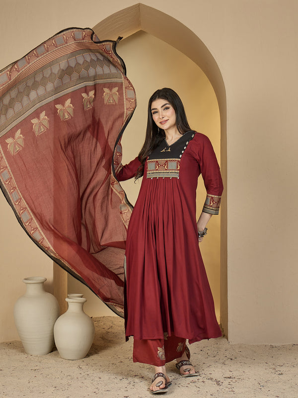 Gulmohar Jaipur Rayon Calf Length Solid 3/4 Sleeves V-Neck Flared Kurta Suit Set
