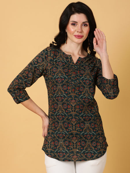 Cotton Crop Length Printed Regular 3/4 Sleeves Round Top