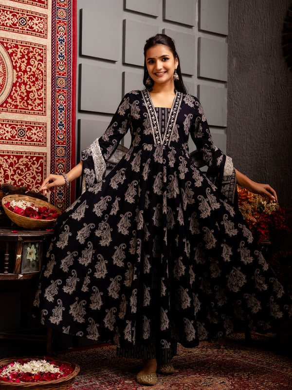 black cotton anarkali dress Solid Black Cotton Anarkali Dress
