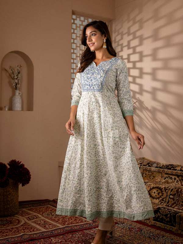 Women Floral Print Straight Kurta