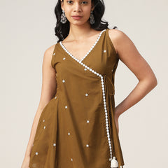 Cotton Hip Length Solid Sleeveless V-Neck Flared Top