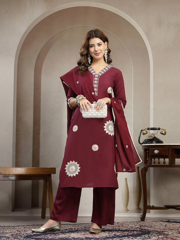 Cotton Calf Length Solid 3/4 Sleeve V-Neck Straight Kurta Suit Set