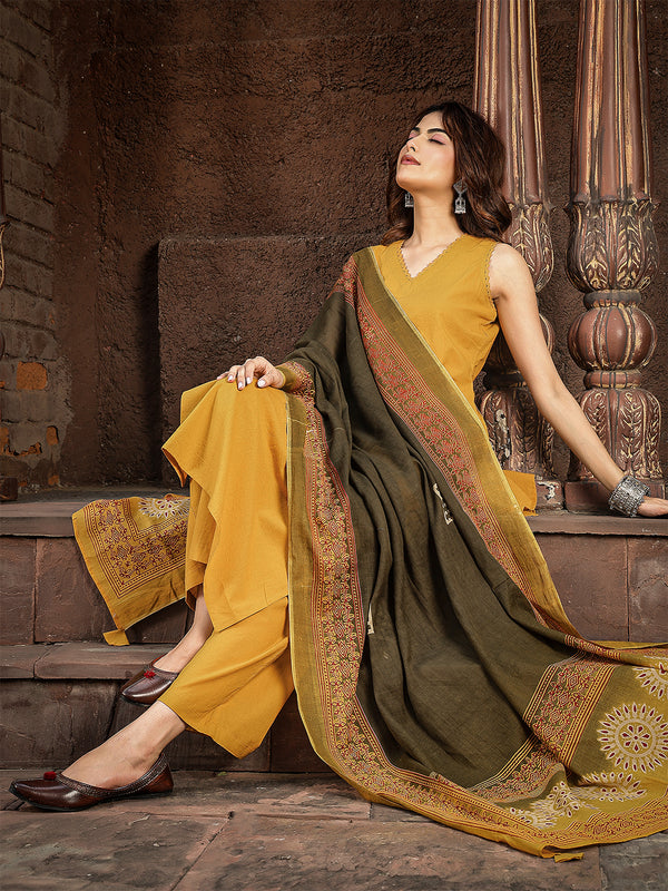 Gulmohar Jaipur Rayon Calf Length Solid Sleeveless V-Neck Straight Kurta Suit Set