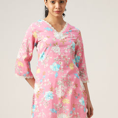 Cotton Hip Length Printed 3/4 Sleeve V-Neck Straight Top