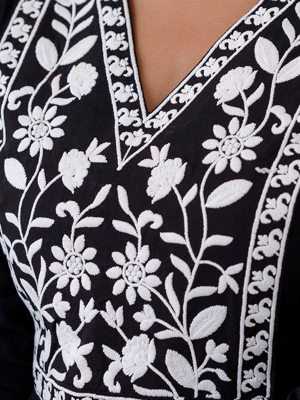 Black Rayon Hip Length Solid V-Neck Solid Embroidered Semi-Flared Top
