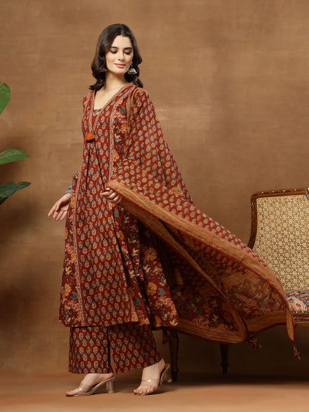 Cotton Calf Length Printed 3/4 Sleeves V-Neck Flared Kurta Suit Set