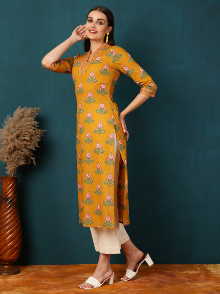 Cotton  Calf length Length Floral  Straight 3/4 Sleeves V  Kurta