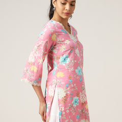 Cotton Hip Length Printed 3/4 Sleeve V-Neck Straight Top