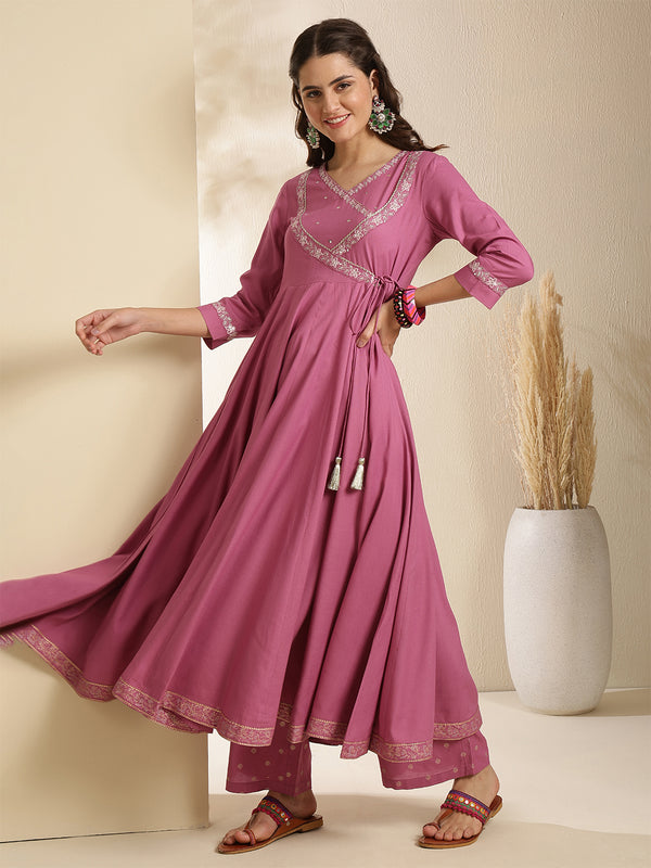 Maroon Rayon Solid 3/4 Sleeves V-Neck Anarkali Kurta Suit Set