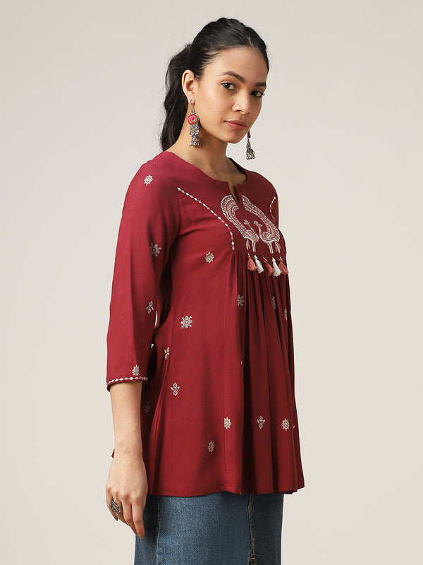 Rayon Hip Length Solid 3/4 Sleeve Round Neck Flared Top