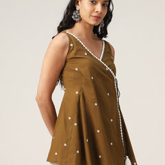 Cotton Hip Length Solid Sleeveless V-Neck Flared Top