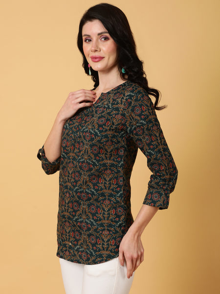 Cotton Crop Length Printed Regular 3/4 Sleeves Round Top