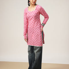 Cotton Hip Length Printed Full Sleeve Sweet Heart Neck Straight Top