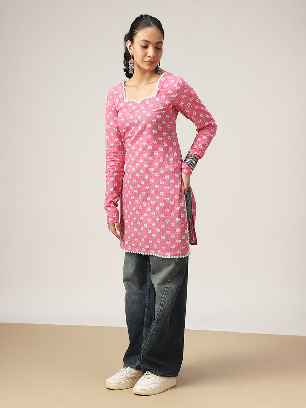 Cotton Hip Length Printed Full Sleeve Sweet Heart Neck Straight Top