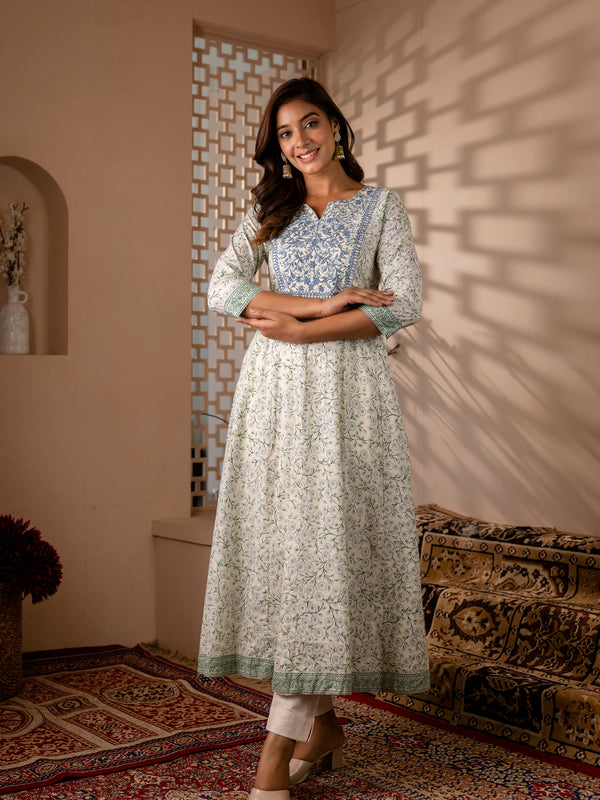 Women Floral Print Straight Kurta