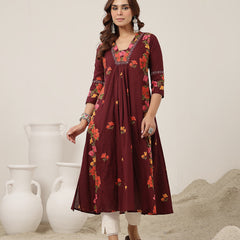 Rayon Calf Length Printed 3/4 Sleeve V-Neck Flared Kurta