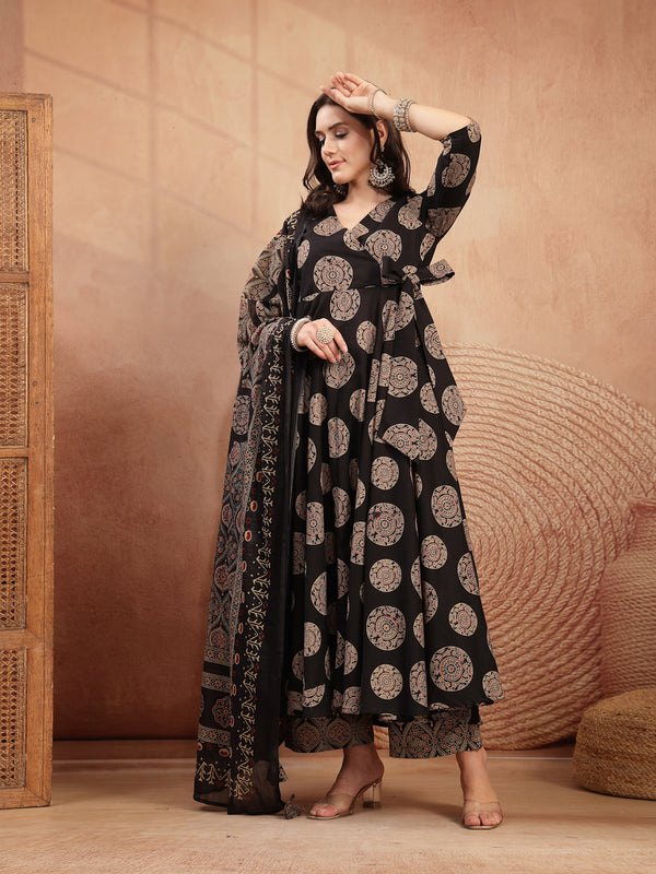 Gulmohar Jaipur Cotton Calf Length Printed 3/4 Sleeve V-Neck Anarkali Kurta Suit Set