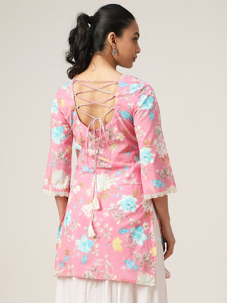 Cotton Hip Length Printed 3/4 Sleeve V-Neck Straight Top