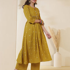 Rayon Calf Length Printed 3/4 Sleeves Round Neck Semi-Flared Kurta Suit Set