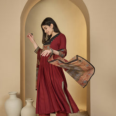 Gulmohar Jaipur Rayon Calf Length Solid 3/4 Sleeves V-Neck Flared Kurta Suit Set
