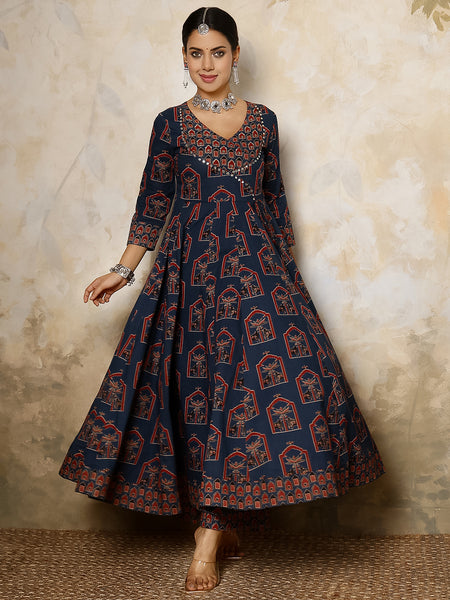 Women Printed Flared Kurta Set