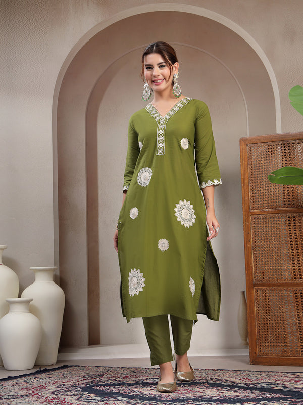 Cotton Calf Length Solid 3/4 Sleeve V-Neck Straight Kurta Suit Set