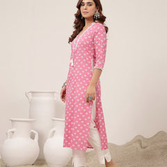 Cotton Calf Length Printed 3/4 Sleeve V-Neck Straight Kurta