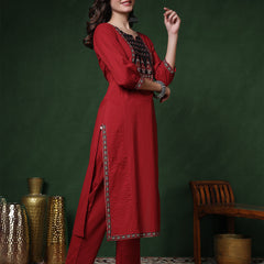 Maroon Rayon Calf Length Solid 3/4 Sleeves Round Neck Straight Kurta Suit Set