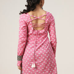 Cotton Hip Length Printed Full Sleeve Sweet Heart Neck Straight Top