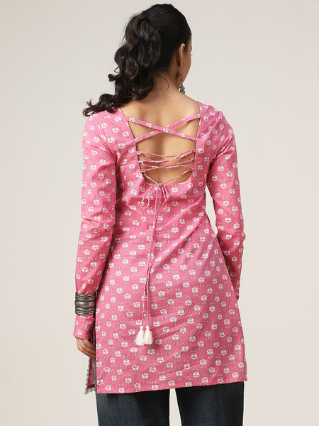 Cotton Hip Length Printed Full Sleeve Sweet Heart Neck Straight Top