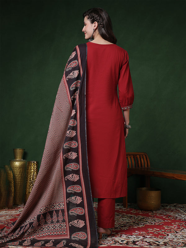 Maroon Rayon Calf Length Solid 3/4 Sleeves Round Neck Straight Kurta Suit Set