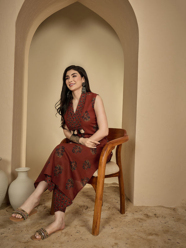 Gulmohar Jaipur Cotton Calf Length Printed Sleeveless Collard Straight Kurta Suit Set