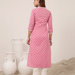 Cotton Calf Length Printed 3/4 Sleeve V-Neck Straight Kurta