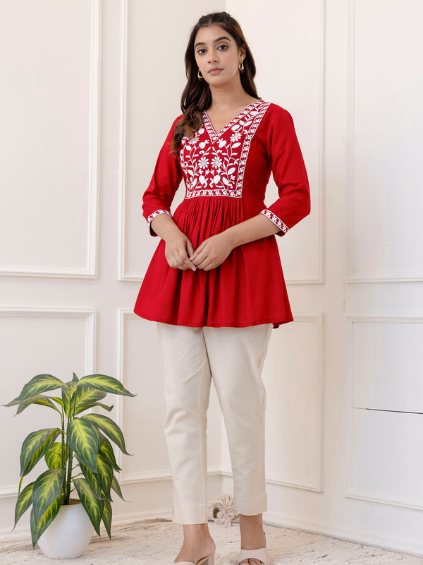 Maroon Rayon Hip Length Solid V-Neck Solid Embroidered Semi-Flared Top