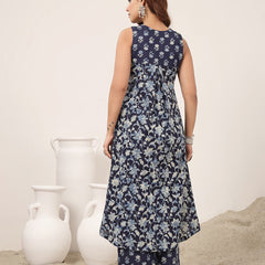 Rayon Calf Length Printed Sleeveless V-Neck Flared Kurta