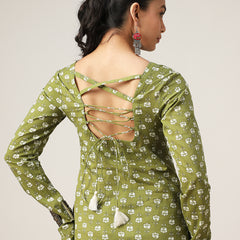 Cotton Hip Length Printed Full Sleeve Sweet Heart Neck Straight Top